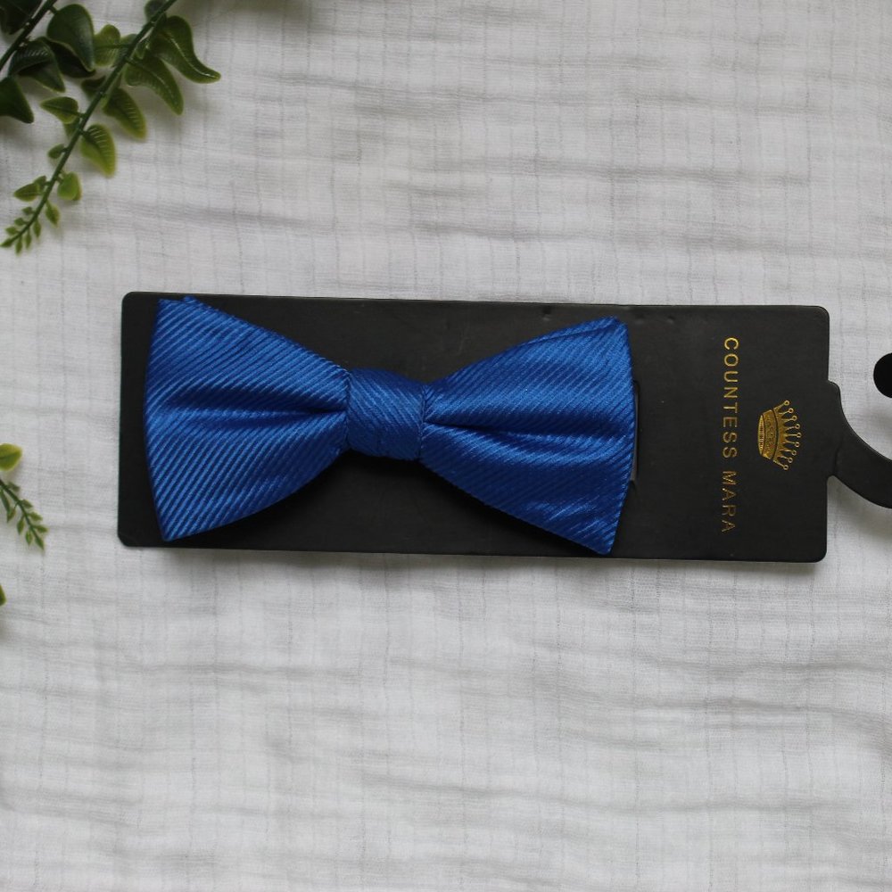 Countess Mara Blue Bow Tie - NWT